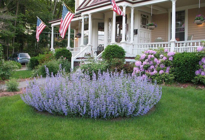 The Sleigh Maker Inn Bed And Breakfast