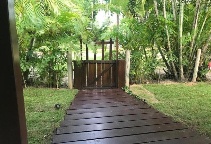 تختخواب و صبحانه Casa Thai