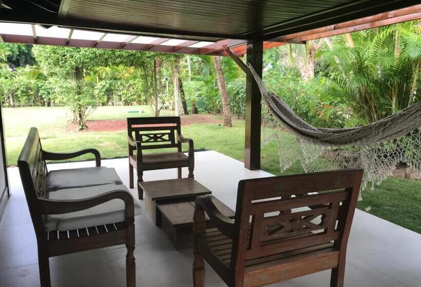 تختخواب و صبحانه Casa Thai