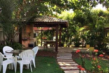 تختخواب و صبحانه Casa Thai