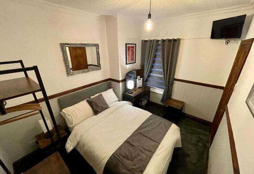 تختخواب و صبحانه Rendezvous Bar & Rooms   Adults Only