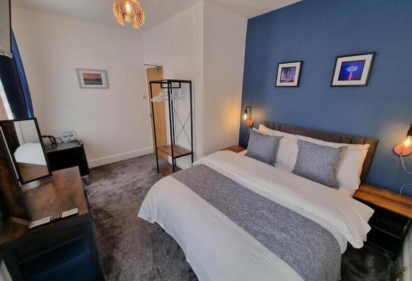 تختخواب و صبحانه Rendezvous Bar & Rooms   Adults Only