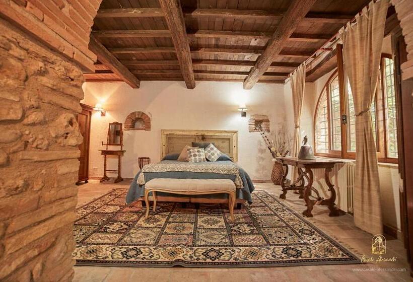 Отель Casale Alessandri