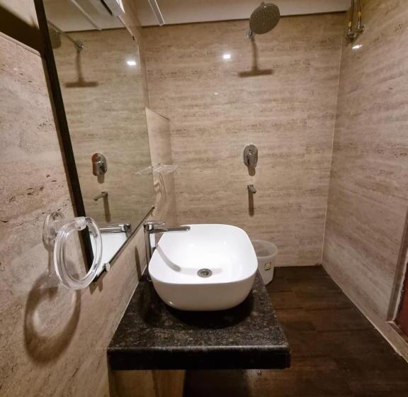 هتل Hk Grand Inn