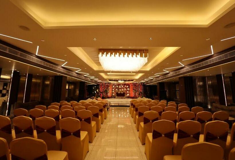 בית מלון כפרי Ks Square