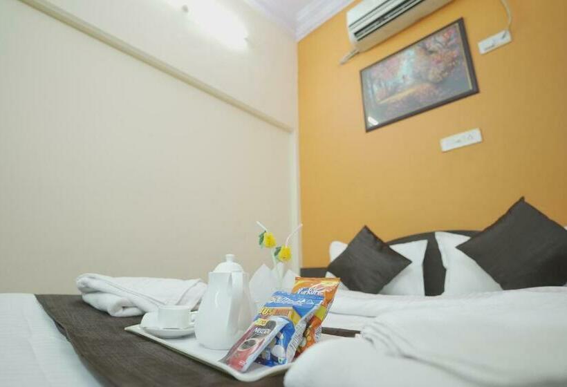 فندق Shukla Brothers By Wb Inn