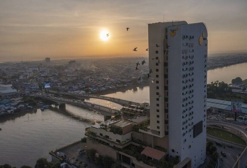 בית מלון כפרי Sun & Moon, Riverside