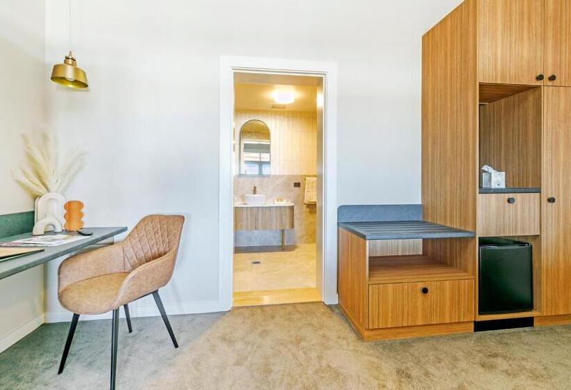 هتل The Tanunda Club Guest Suites
