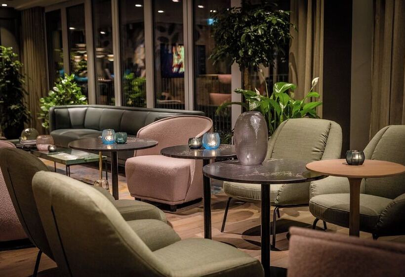 Motel One Rotterdam