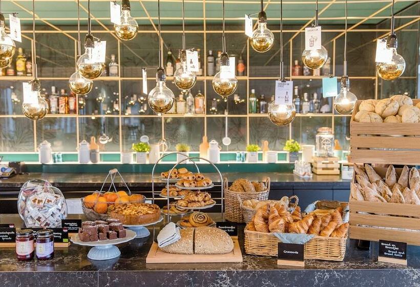 Motel One Rotterdam
