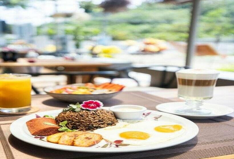 Paradise Bay Hotel Boutique