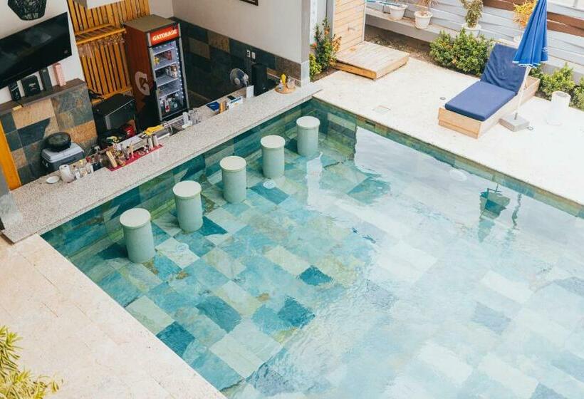 Paradise Bay Hotel Boutique