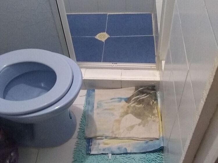 پانسیون Room In Guest Room   Posada Green Sea Villa Helen Kilometer 4 Bypass