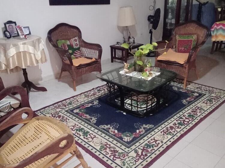 پانسیون Room In House   Posada Nativa Green Sea San Luis