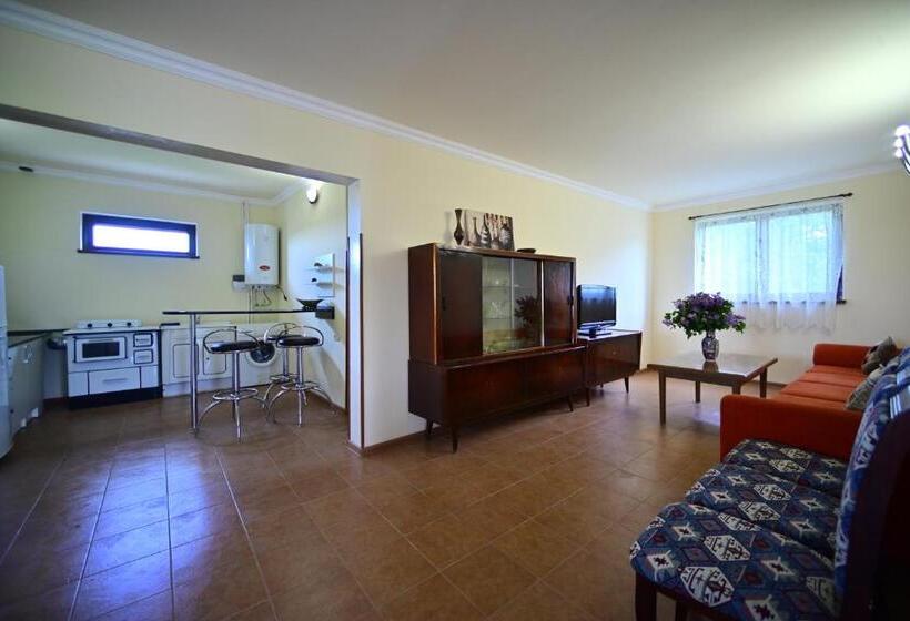 پانسیون Sevan Tarsus Guesthouse