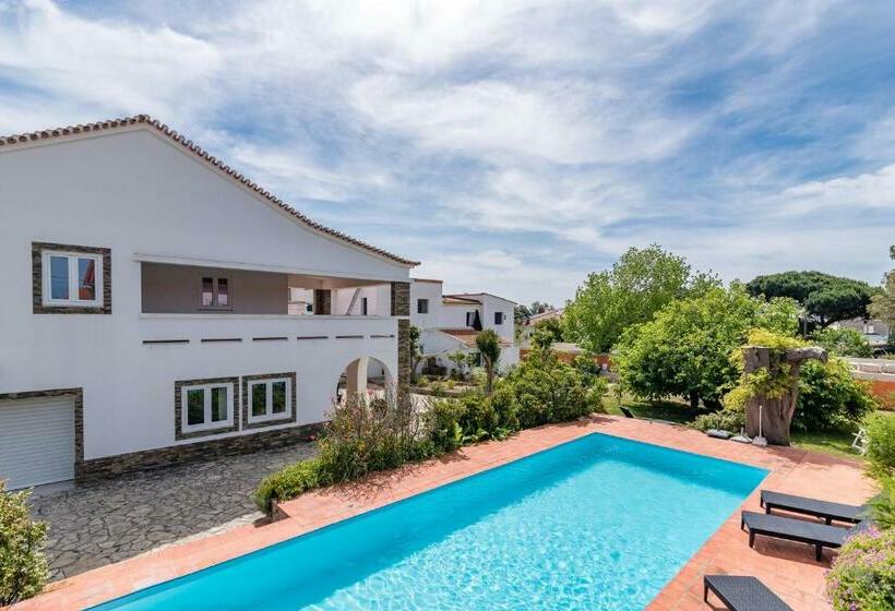 بنسيون Vip House   Pool & Beach In Caparica