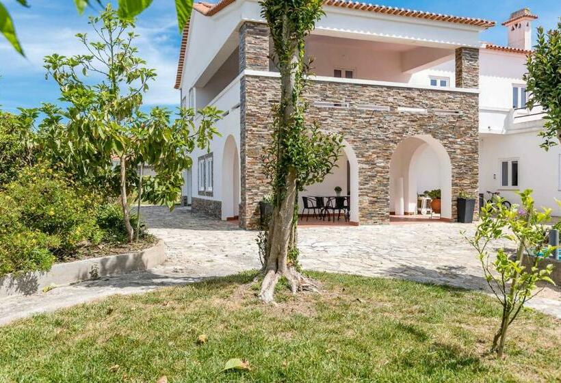 بنسيون Vip House   Pool & Beach In Caparica