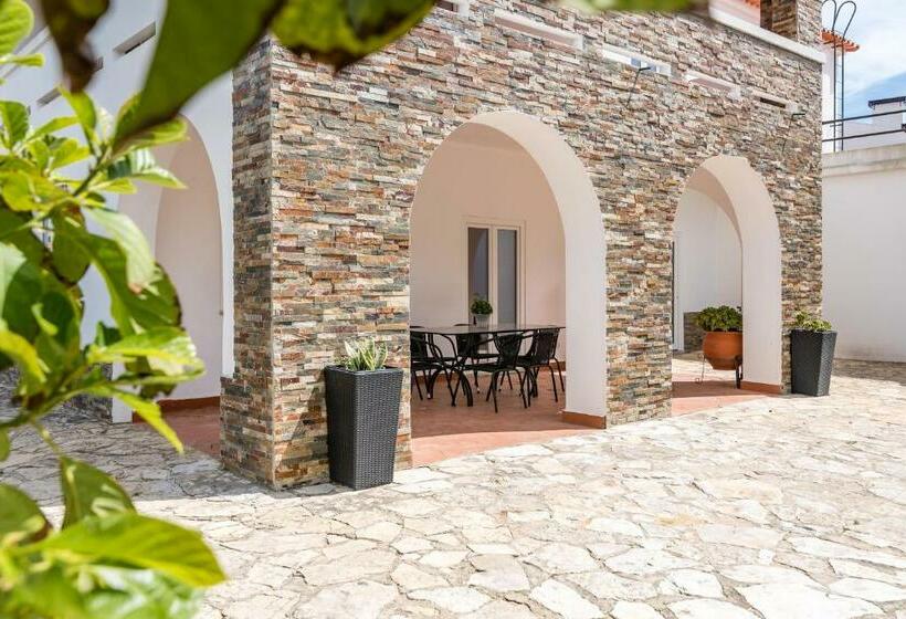 بنسيون Vip House   Pool & Beach In Caparica