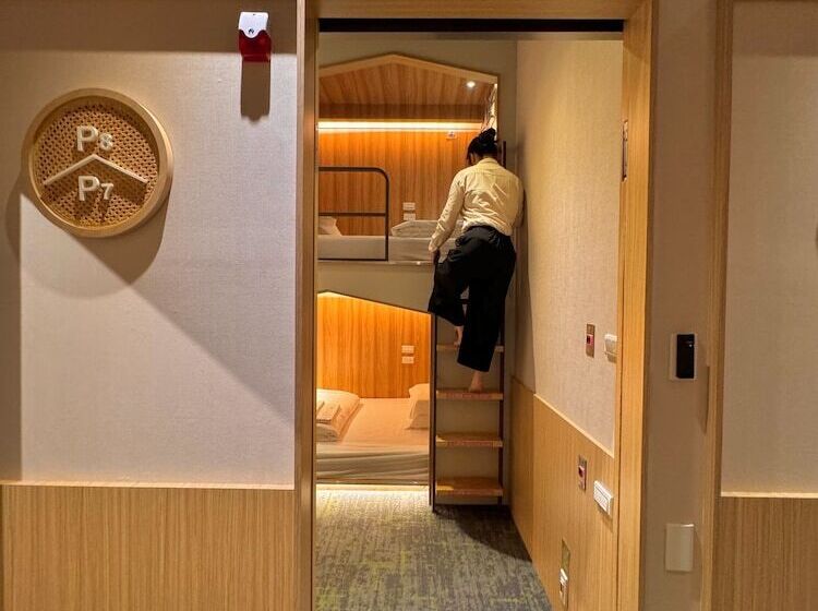 هاستل Cho Stay Capsule Hotel Taoyuan Airport T2