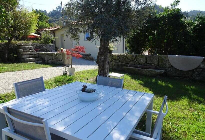 مبيت وإفطار A Casa Com 2 Pereiras