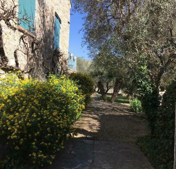 צימר Clos De La Gipiere