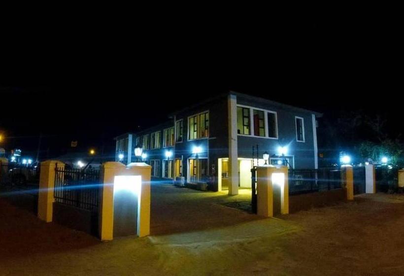 تختخواب و صبحانه Starlight Inn
