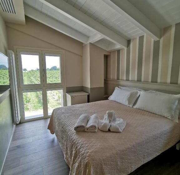 هتل Agriturismo E Acetaia La Vedetta
