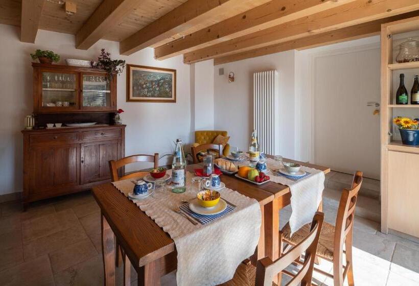 فندق Agriturismo Podere Del Bosc