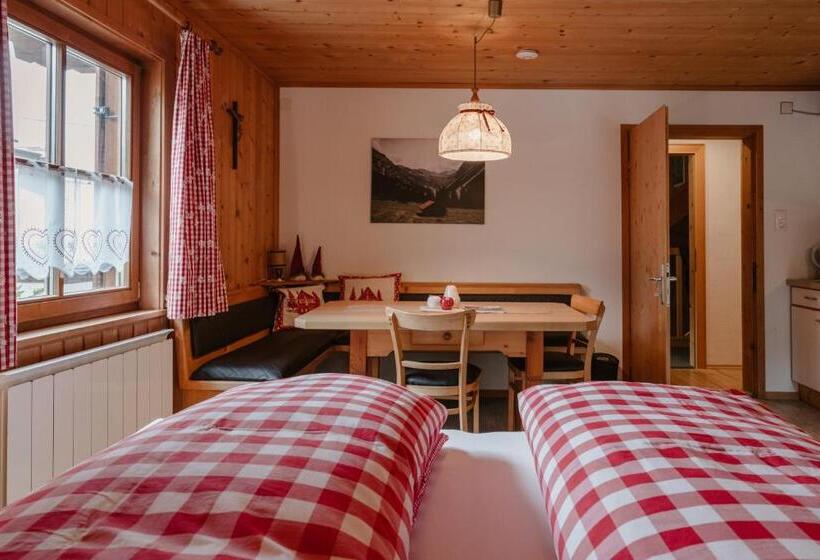 هتل Bergbauernhof Pabulariu