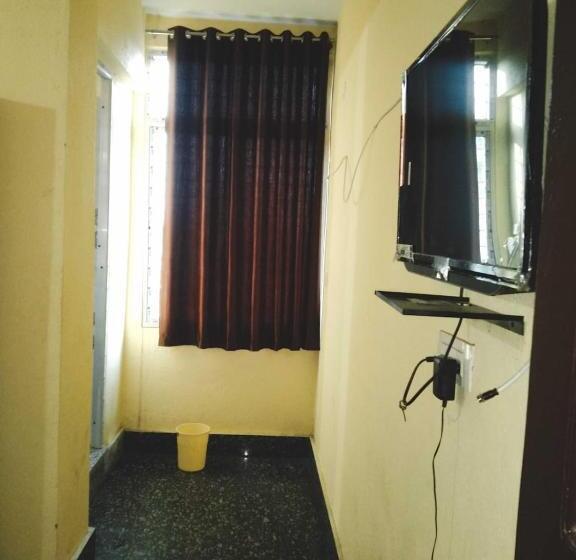 בית מלון כפרי Chouhan Palace