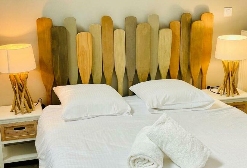 هتل Les Villas Du Domaine De Suzel