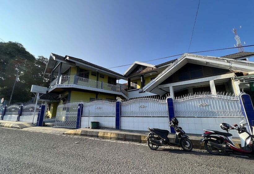 فندق Oyo 91900 Wisma Amrach