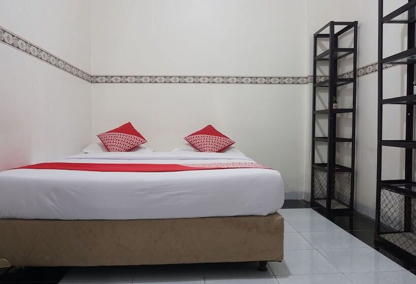 فندق Oyo 91900 Wisma Amrach