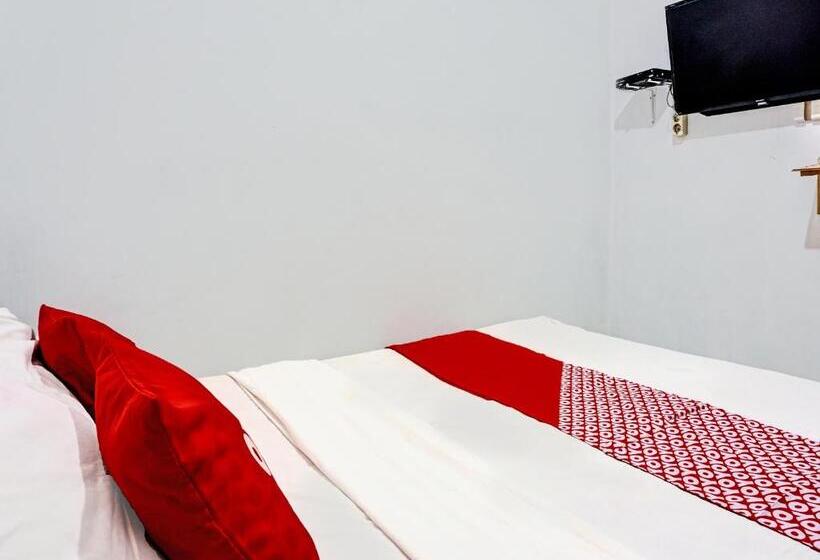 ホテル Oyo 92021 Dua Putra Homestay Klayar