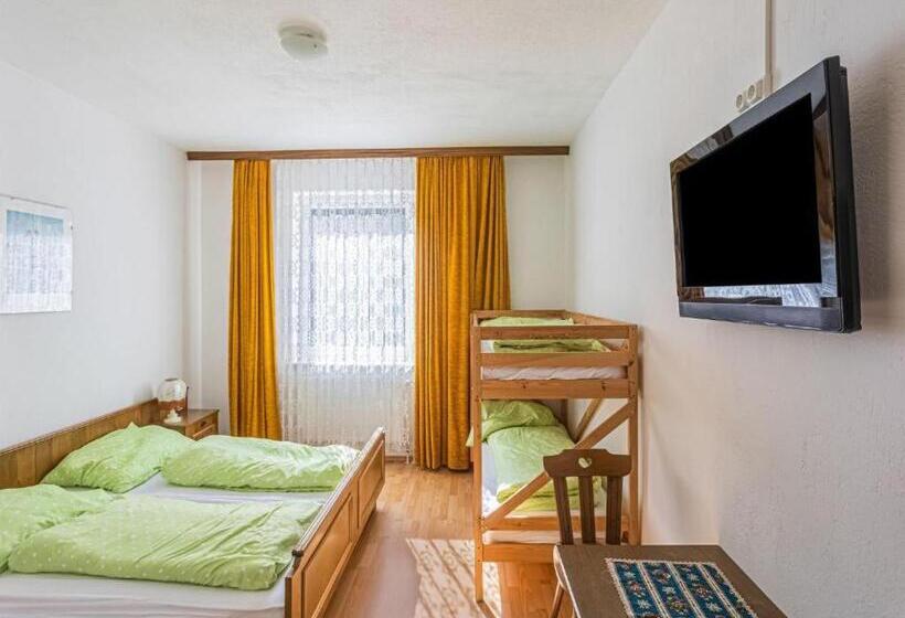 بنسيون Gasthof Wabitsch