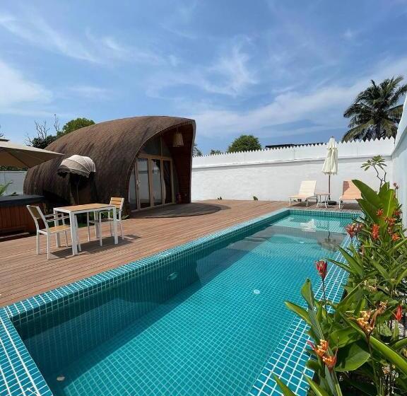 استراحتگاه Found Mansion