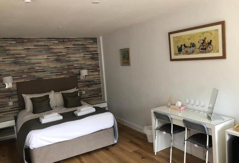 فندق صغير Hamilton Arms Suites