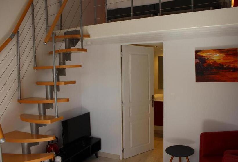 צימר Le Mas De Roux Chambres D Hotes