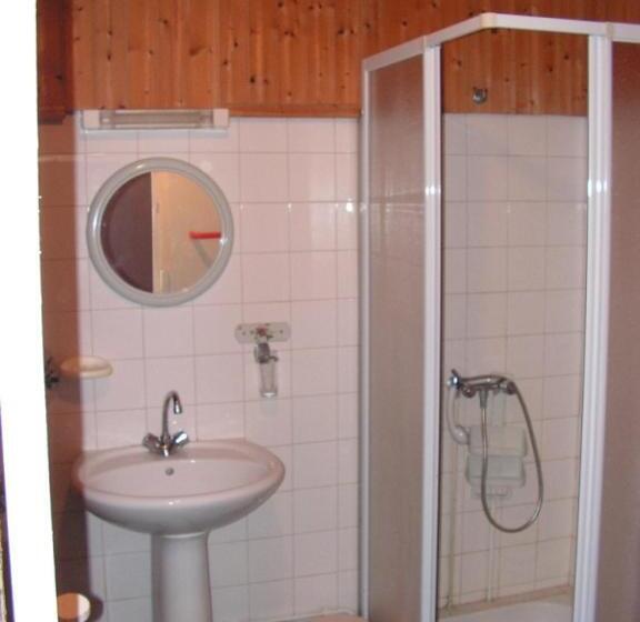 ベッドアンドブレックファースト Le Puy Babin Chambres Familiales à La Ferme
