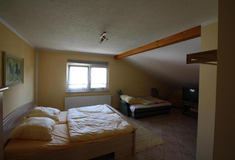 צימר Teschendorfer Landgasthof