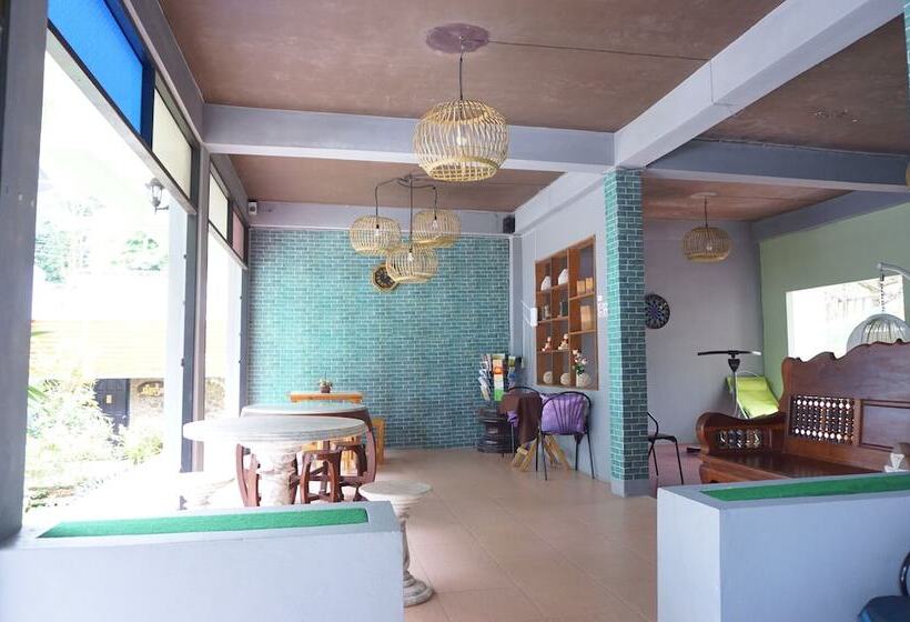 مبيت وإفطار Thansila Resort