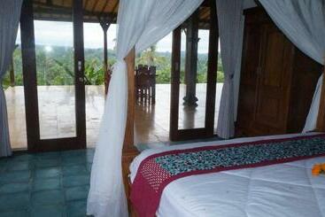 تختخواب و صبحانه Villa Selantang