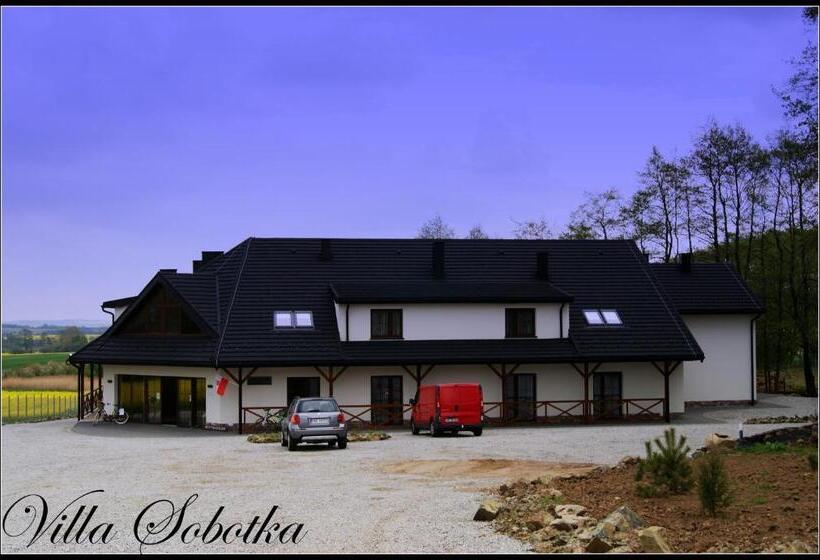 민박 Villa Sobótka