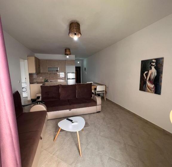 Hard Rock Apartments