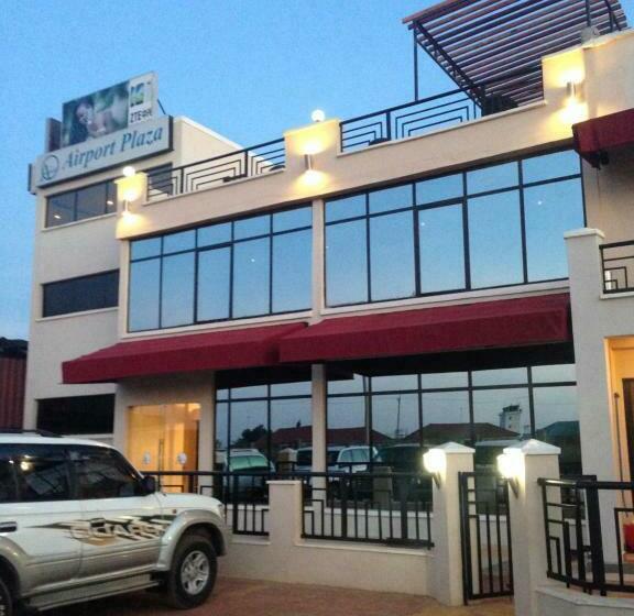 هتل Airport Plaza