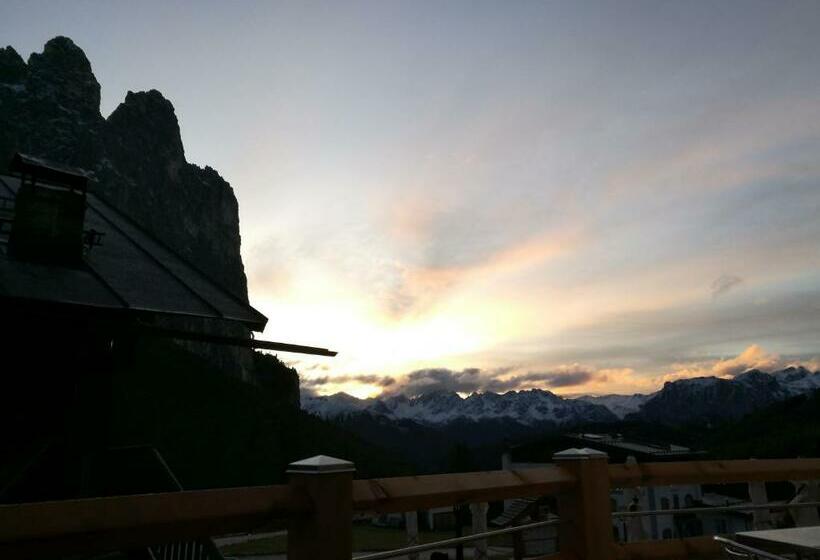 فندق Rifugio Stella Alpina Spiz Piaz Per Escursionisti