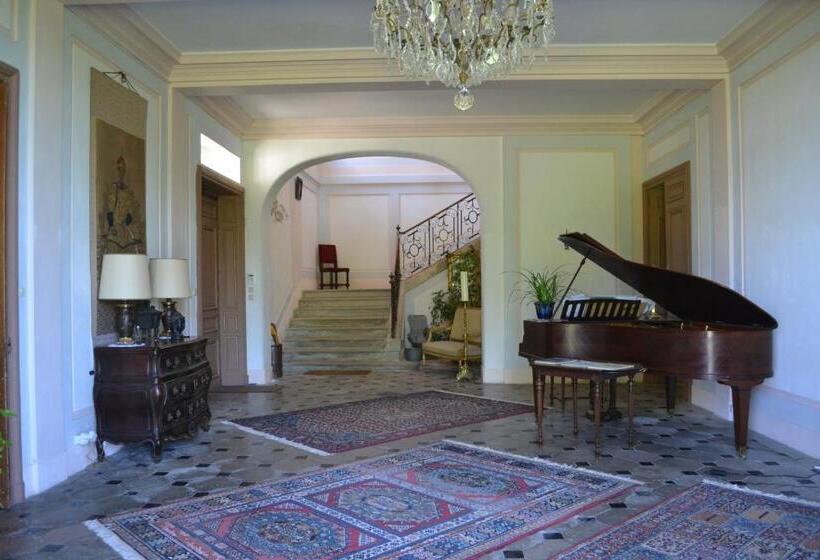 بنسيون Chateau D Estrac