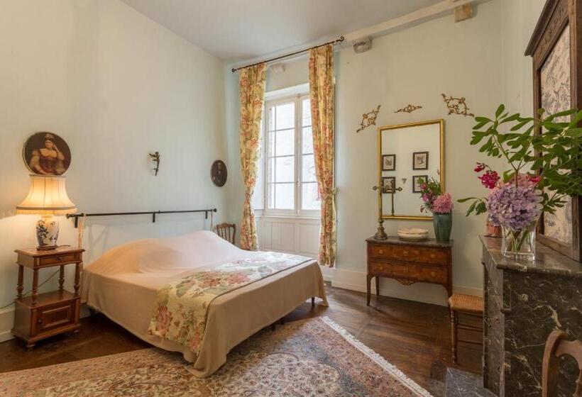 بنسيون Chateau D Estrac