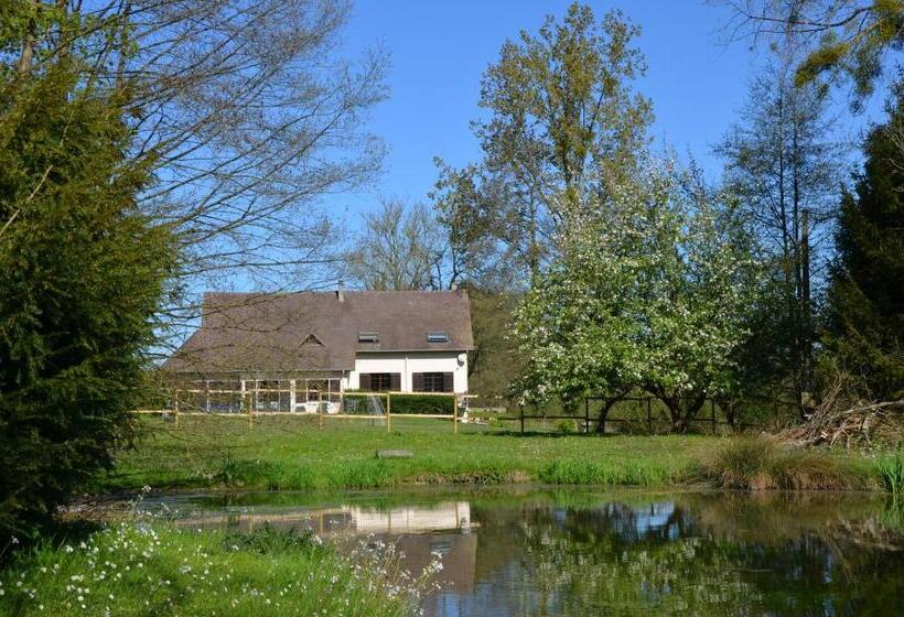 펜션 Le Domaine Des Terres Du Thil