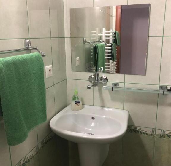 بنسيون Ubytovanie U Emila
